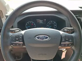 Furgoneta Ford Transit 2024 350 XL 3 puertas LWB Techo Medio Van de Pasajeros