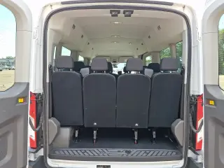 Furgoneta Ford Transit 2024 350 XL 3 puertas LWB Techo Medio Van de Pasajeros