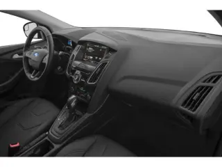Ford Focus 2015 SE 4 puertas Hatchback