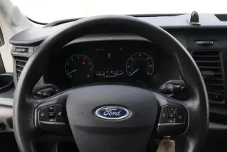 Ford Transit 2023 350 HD 2 puertas 138 pulg. WB DRW Chasis Cortado con GVWR de 9950 lb.