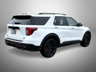 Ford Explorer 2023 AWD ST 4 puertas SUV