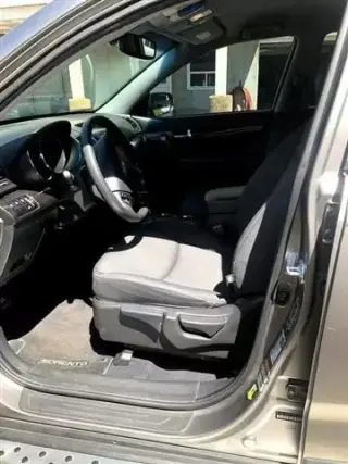 2012 Sorento LX Kia -- SUV