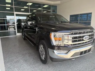 Ford F-150 2021 4x4 Platinum 4 puertas SuperCrew 5.5 pies SB