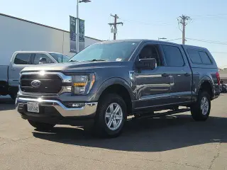 Ford F-150 2023 4x4 XLT 4 puertas SuperCrew 5.5 pies. SB