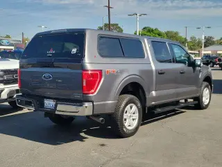 Ford F-150 2023 4x4 XLT 4 puertas SuperCrew 5.5 pies. SB