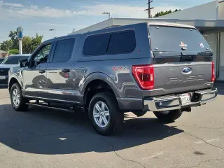 Ford F-150 2023 4x4 XLT 4 puertas SuperCrew 5.5 pies. SB