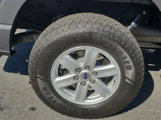 Ford F-150 2023 4x4 XLT 4 puertas SuperCrew 5.5 pies. SB