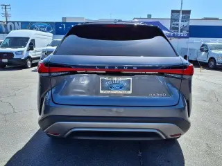 Lexus RX 350 2023 Premium 4 puertas SUV