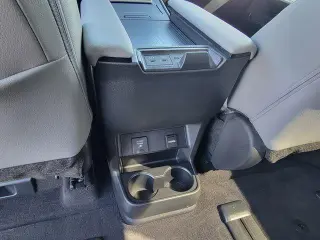 Toyota Sienna 2025 AWD XLE 7 Pasajeros 4 Puertas Minivan
