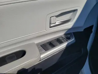 Toyota Sienna 2025 AWD XLE 7 Pasajeros 4 Puertas Minivan