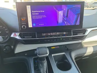 Toyota Sienna 2025 AWD XLE 7 Pasajeros 4 Puertas Minivan