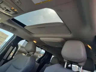 Toyota Sienna 2025 AWD XLE 7 Pasajeros 4 Puertas Minivan