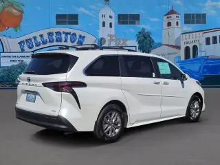 Toyota Sienna 2025 AWD XLE 7 Pasajeros 4 Puertas Minivan