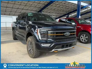 Ford F-150 2023 4x4 Tremor 4 puertas SuperCrew 5.5 pies. SB