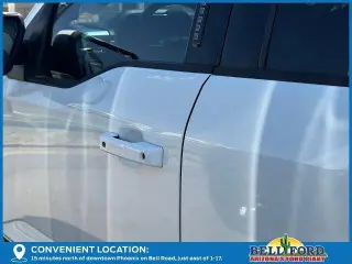 Ford F-150 2022 4x4 Lariat 4 puertas SuperCrew 6.5 pies. SB