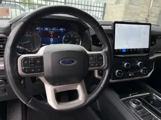 Ford Expedition 2022 4x4 XLT 4 puertas SUV