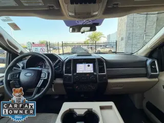 Ford F-250 Super Duty 2017 4x2 XLT Cabina Crew de 4 puertas y caja de 6.8 pies