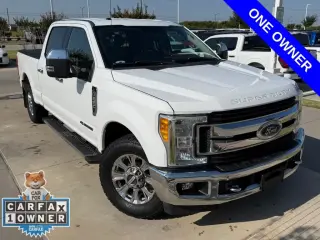 Ford F-250 Super Duty 2017 4x2 XLT Cabina Crew de 4 puertas y caja de 6.8 pies