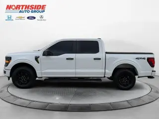 Ford F-150 2025 4x4 STX 4 puertas SuperCrew 5.5 pies. SB