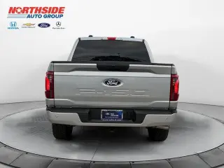 Ford F-150 2025 4x4 STX 4 puertas SuperCrew 5.5 pies SB