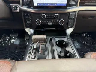 Ford F-150 2021 4x4 King Ranch 4 puertas SuperCrew 5.5 pies. SB