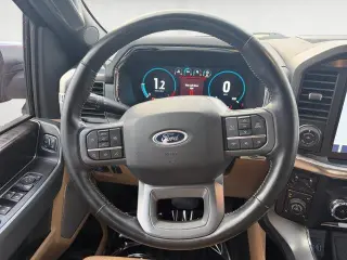 Ford F-150 2022 4x4 Lariat 4 puertas SuperCrew 5.5 pies SB