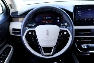 Lincoln Corsair 2025 AWD Grand Touring 4 puertas SUV