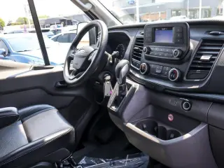Ford Transit 2025 250 3 puertas LWB Techo Alto Furgón de Carga