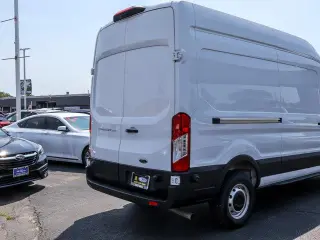 Ford Transit 2025 250 3 puertas LWB Techo Alto Furgón de Carga