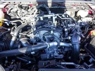 Ford Ranger 2025 4x4 XLT 4 puertas SuperCrew con caja de 5.0 pies