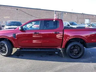 Ford Ranger 2025 4x4 XLT 4 puertas SuperCrew con caja de 5.0 pies