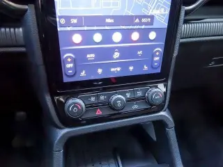 Ford Ranger 2025 4x4 XLT 4 puertas SuperCrew 5.0 pies SB