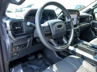 Ford F-150 2024 4x4 STX 4 puertas SuperCrew 5.5 pies SB
