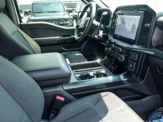 Ford F-150 2024 4x4 STX 4 puertas SuperCrew 5.5 pies SB