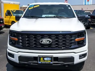 Ford F-150 2024 4x4 STX 4 puertas SuperCrew 5.5 pies SB