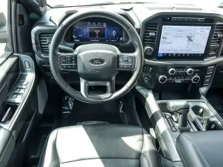 Ford F-150 2024 4x4 XLT 4 puertas SuperCrew 5.5 pies. SB