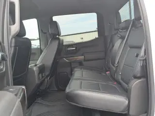 Chevrolet Silverado 1500 Limited 2022 4x4 RST 4 puertas Cabina de equipo 5.8 pies. Caja corta