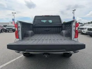 Chevrolet Silverado 1500 Limited 2022 4x4 RST 4 puertas Cabina de equipo 5.8 pies. Caja corta