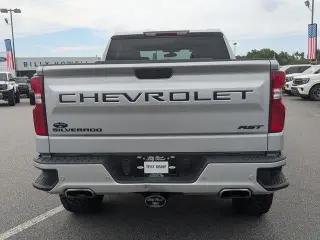 Chevrolet Silverado 1500 Limited 2022 4x4 RST 4 puertas Cabina de equipo 5.8 pies. Caja corta