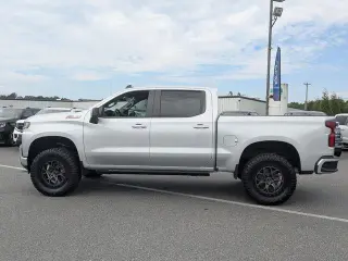 Chevrolet Silverado 1500 Limited 2022 4x4 RST 4 puertas Cabina de equipo 5.8 pies. Caja corta