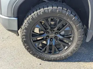 GMC Sierra 1500 2021 4x4 AT4 4dr Cabina Crew 5.8 ft. SB