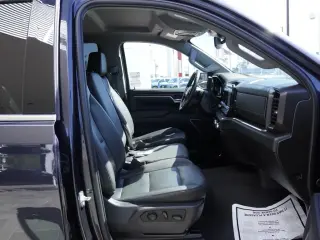 GMC Sierra 1500 2025 4x4 SLT Cabina Crew 4 puertas 5.8 pies. Caja corta