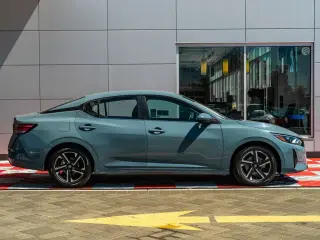 Nissan Sentra 2024 SV 4 puertas Sedan