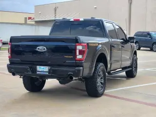 Ford F-150 2023 4x4 Tremor 4 puertas SuperCrew 5.5 pies. SB
