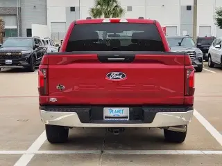 Ford F-150 2024 4x2 XLT 4 puertas SuperCrew 5.5 pies SB