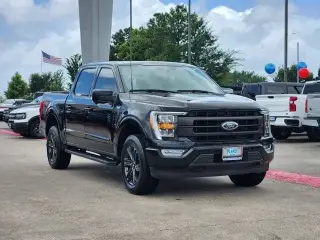 Ford F-150 2023 4x4 Lariat 4 puertas SuperCrew 5.5 pies. SB