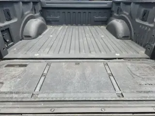 Ford F-150 2023 4x4 Lariat 4 puertas SuperCrew 5.5 pies. SB