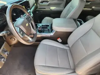 Chevrolet Silverado 1500 2024 4x4 LTZ 4 puertas Cabina Crew 5.8 pies. Caja corta