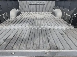 Toyota Tundra 2024 4x4 SR5 4 puertas CrewMax Cab Pickup SB
