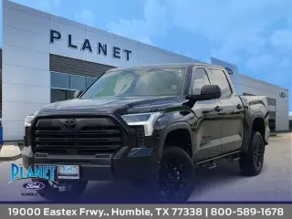 Toyota Tundra 2025 4x4 SR5 4 puertas Cabina CrewMax Pickup SB